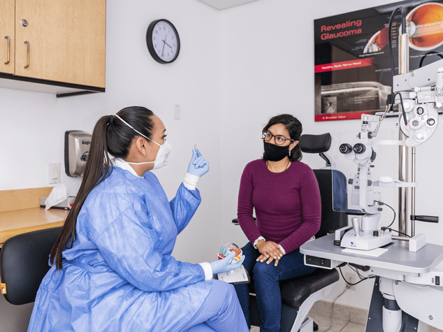 Dra-Avila-Paciente-Consulta